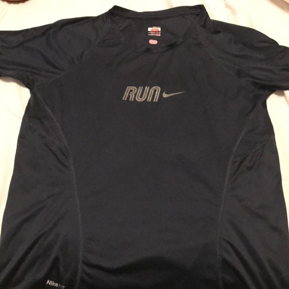 EUC Nike Run shirt